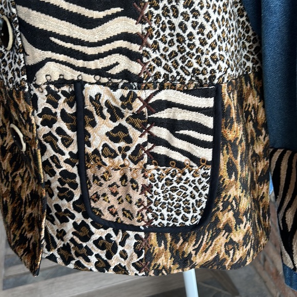 New Direction Jacket - Picture 4 of 9